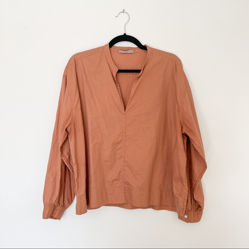 Everlane The Silky Cotton Split-Neck Blouse 14 Tawny Brown